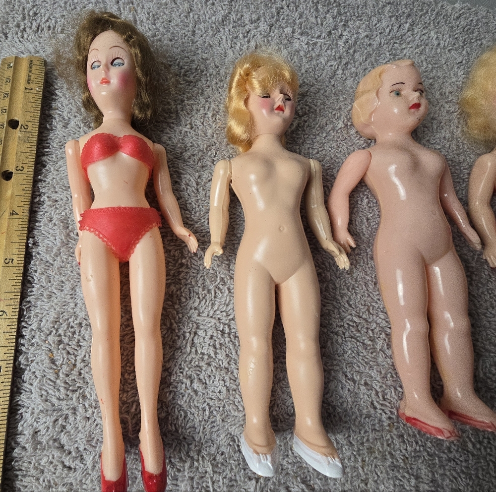 Vintage 2 Sleepy Eye Dolls And 2 Hard Plastic Dolls - Picture 6 of 12